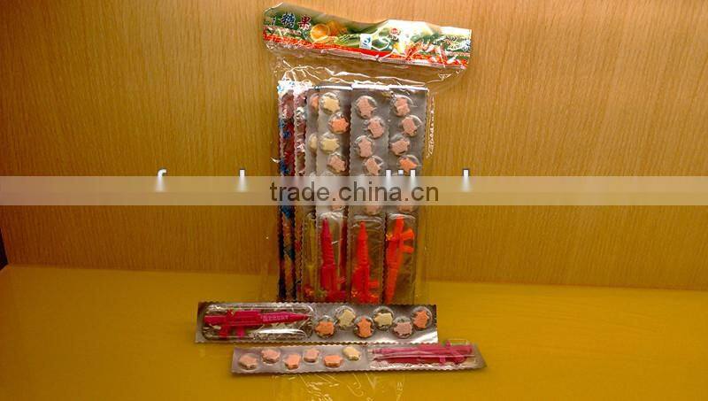 High Quality Cricle Press Candy with Plastic Toys
