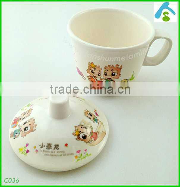 plastic cup with handle and lid , kids drinkware
