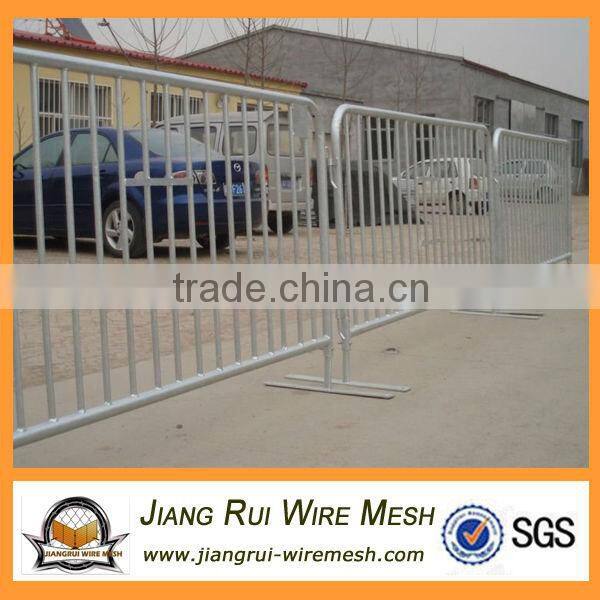 hot dipped galvanized crowd control barrier