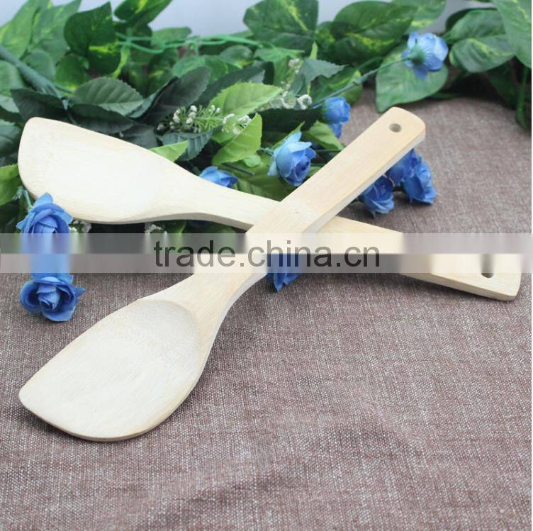 Oblique bamboo shovel