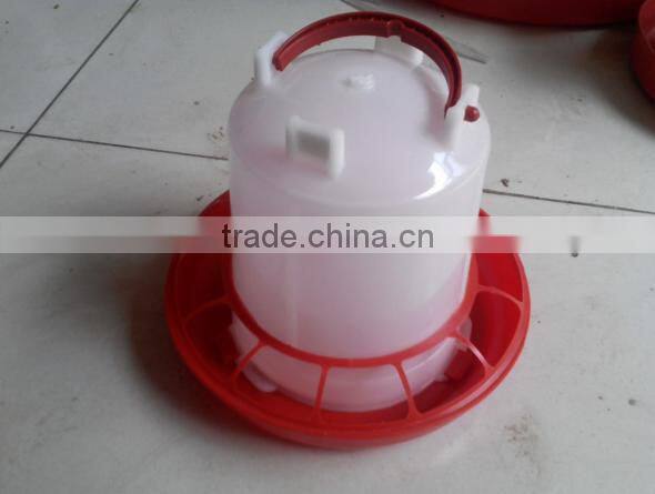 Wholesale plastic automatic chicken feeder