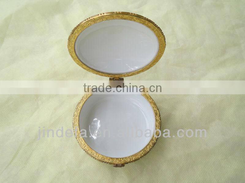 round-shape porcelain/ceramic jewelry box