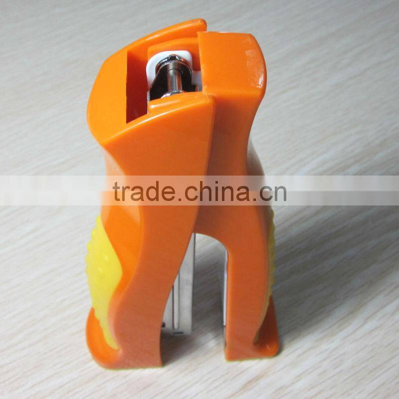 2015 hot sale plastic full strip stand up stapler office fancy stapler