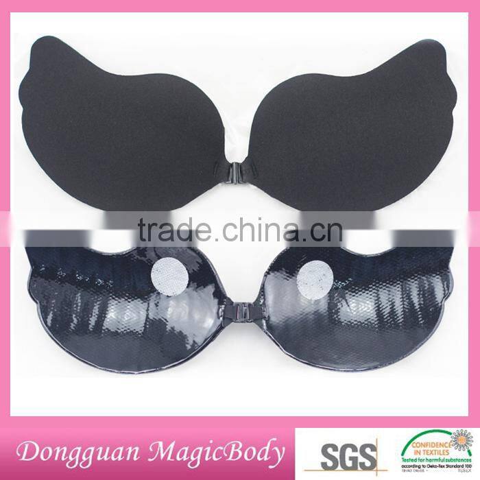 butterfly-shaped v bra model image