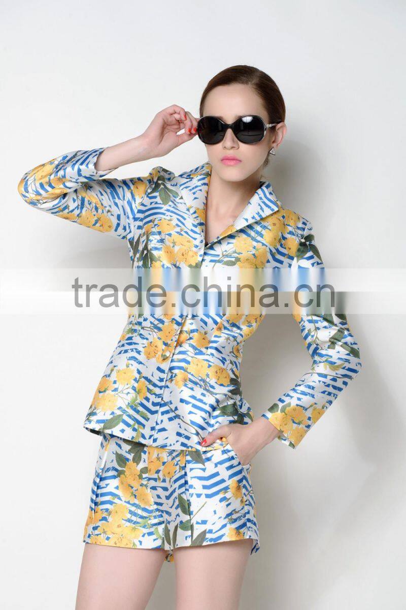 ODM designed latest popular floral suits elegant women jacket 2016