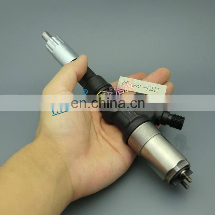 095000-1213 common rail spare parts injector 0950001211 auto fuel injector 095000 1212 for KOMATSU