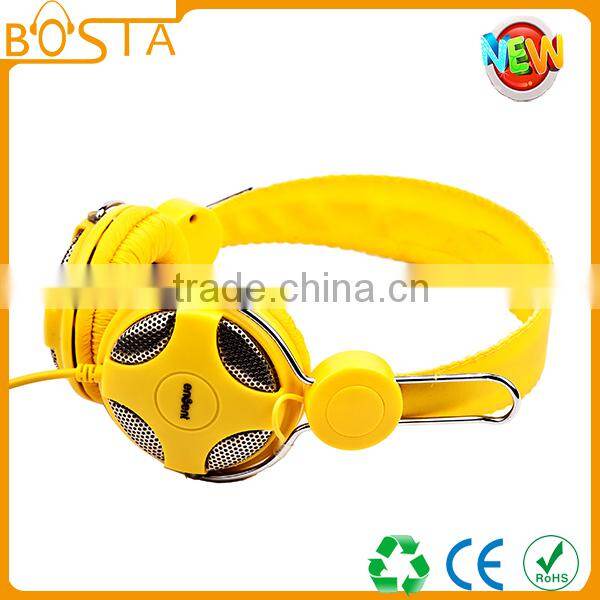 2016 New years fashion clearance sales simple light headphone for call center