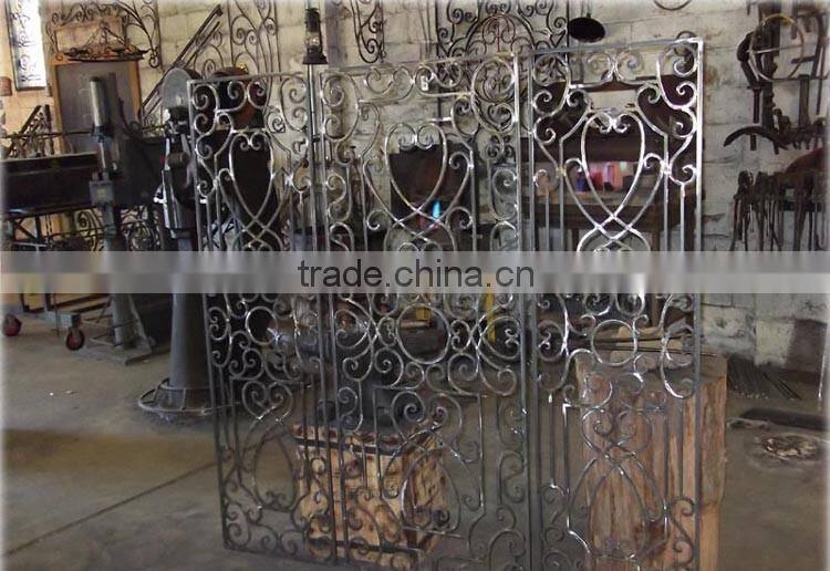 Decorative Simple Iron Pipe Fence For Sale