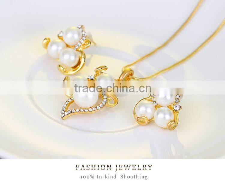Gold Plated Elegant Fashion Inlaid Crystal Jewelry Sets Imitation Pearl Earrings Necklaces Ring Set For Women Wedding
