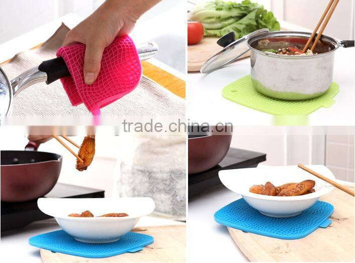 Hot sale FDA and LFGB food grade silicone table mat & silicone placemat