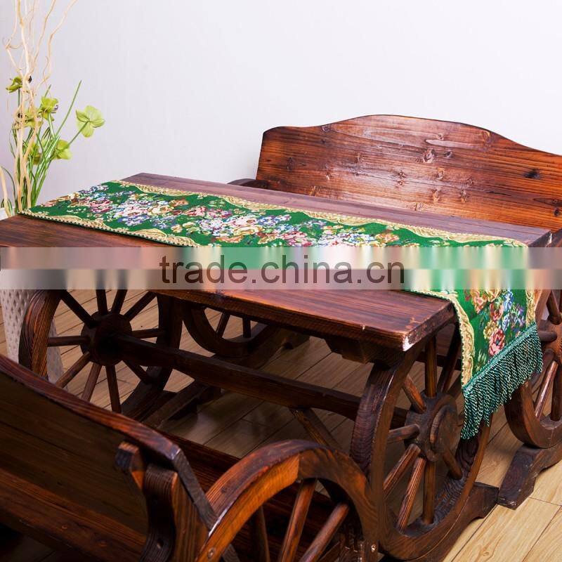 PLUS Fashionable new arrival table runners with beads and embroidery flower