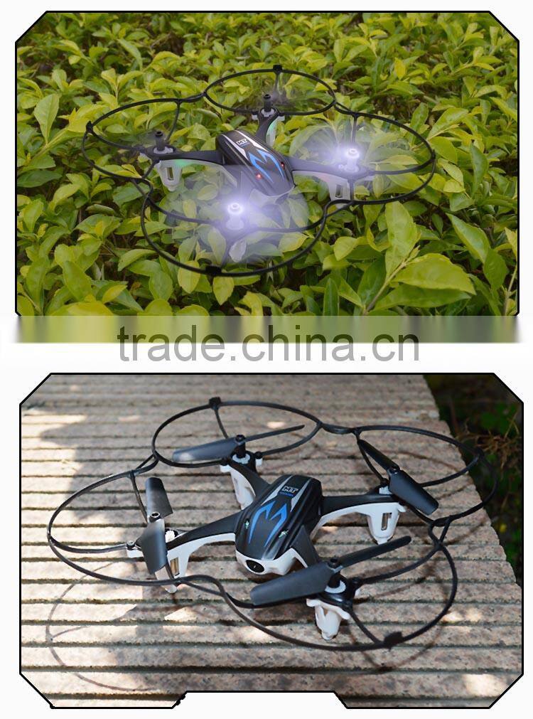 Small 2.4G fpv quadcopter drone with video transmission