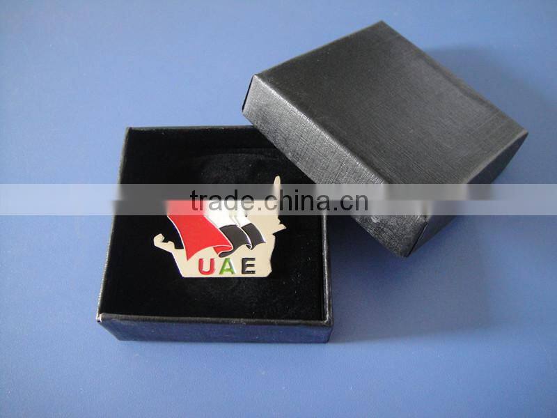 Hot selling UAE number series brass emblem/badges with magnet