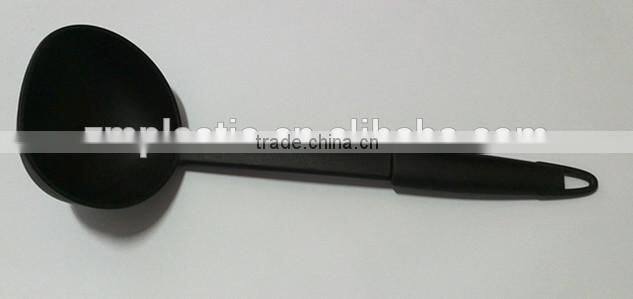 2015 Popular Sale Kitchen Utensil Nylon Cooking Spoon/ High Quality Nylon Soup Ladle