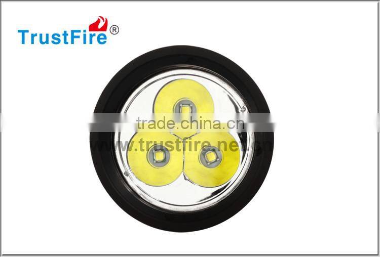 Hot sale TrustFire DF003 deep sea 3* CREE XM-L 2 Led lights, diving cree 3000lumen powerful scuba light 5-Modes Memory