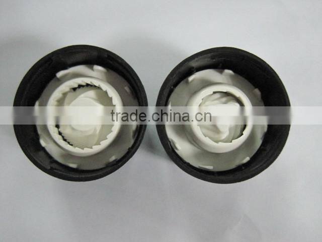 non-refillable pepper grinder