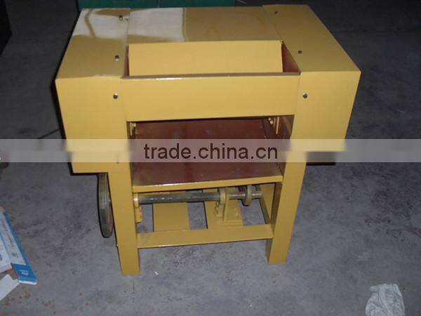 machine for carding cotton and wool