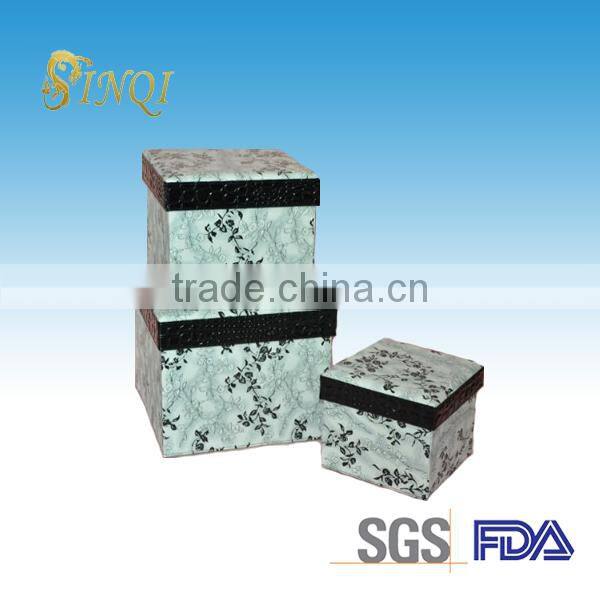 Square shaped Wedding dress packing boxes