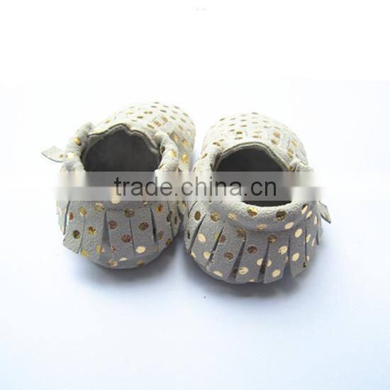 design best selling jinxing factory baby shos baby moccs gold dot moccasins