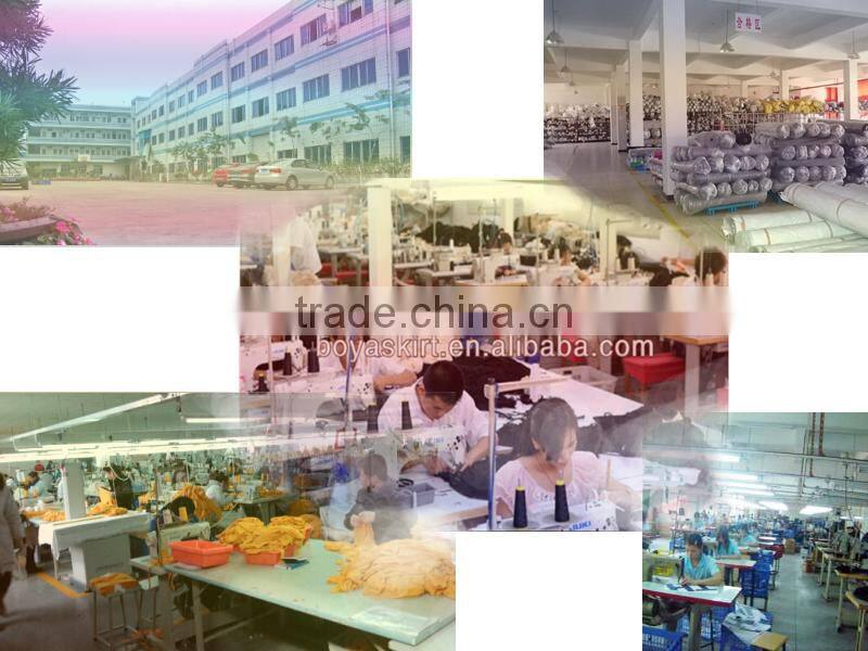 Printed with a beautiful pattern with the girl's dream of the same beautiful and generous cotton princess Christmas dress