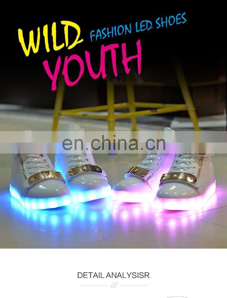 Wholesale footwear New design Ladies light shoes Men women dancing shoes luminous high cut LED shoes sneakers