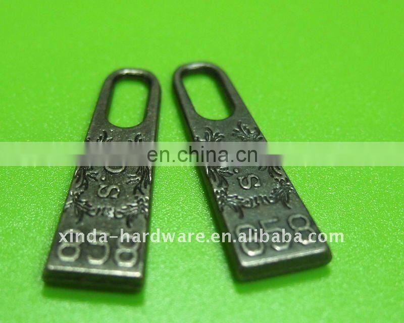 Common zipper puller