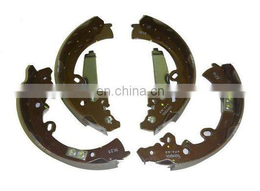 04495-0K120 Brake Shoe for TYT Hilux Ggn15 Kun15 Tgn16