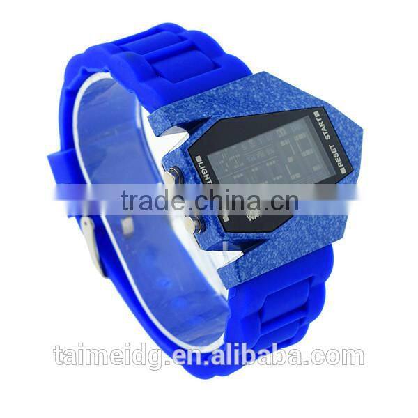 Excellent design digital aircraft watch