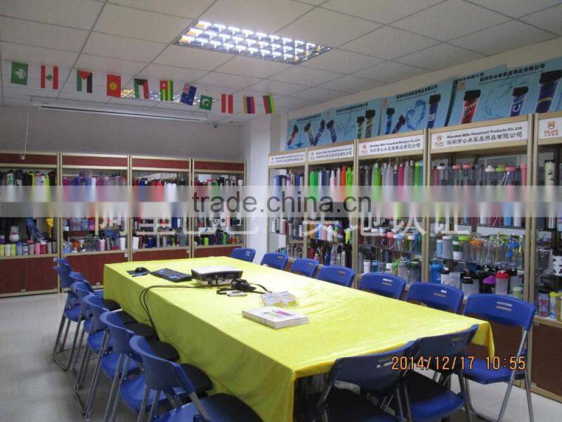 BPA FREE WATER BOTTRL/ CUSTOMRIZED LOGO DESIGN PHOTO