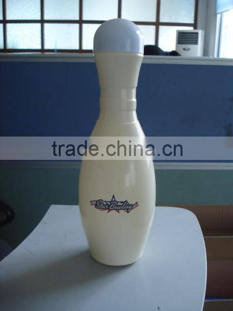 new design high quality 750ml plastic bowling type sports water bottle/ drinking water bottle