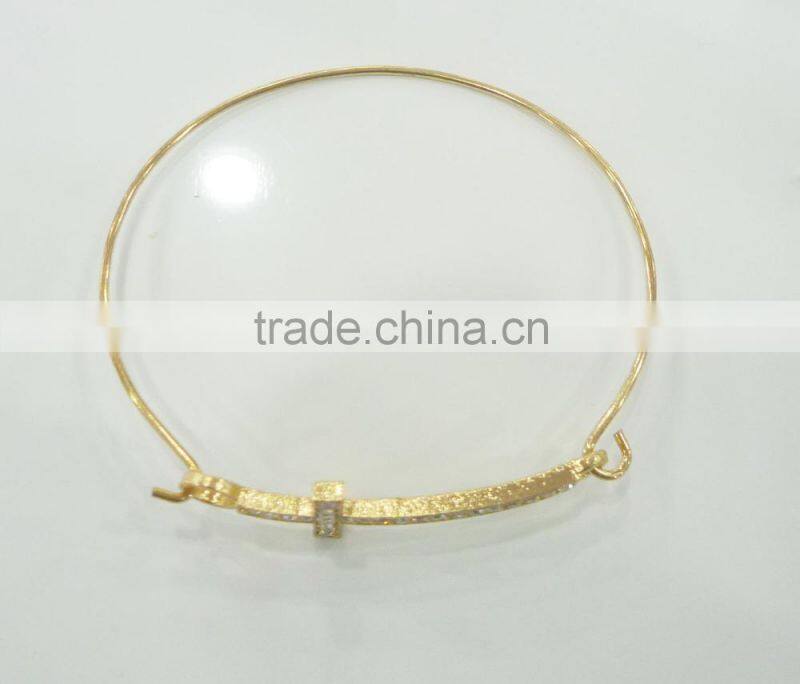 FASHION METAL WIRE CROSS CHARM BRACELET