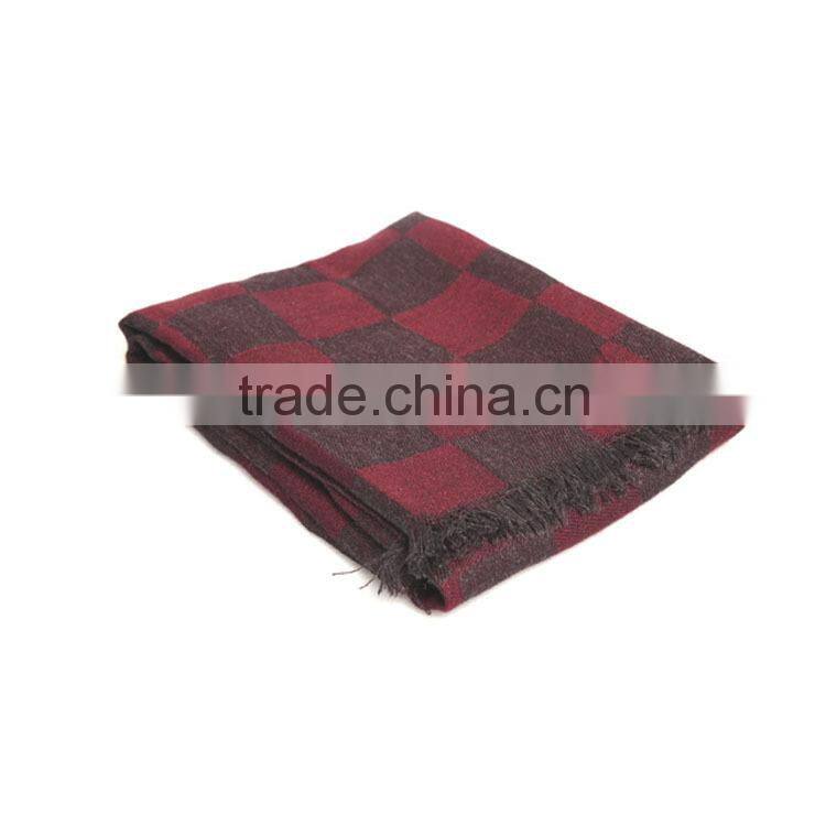 Wholesale Hot Sale Scarf with Check Pattern