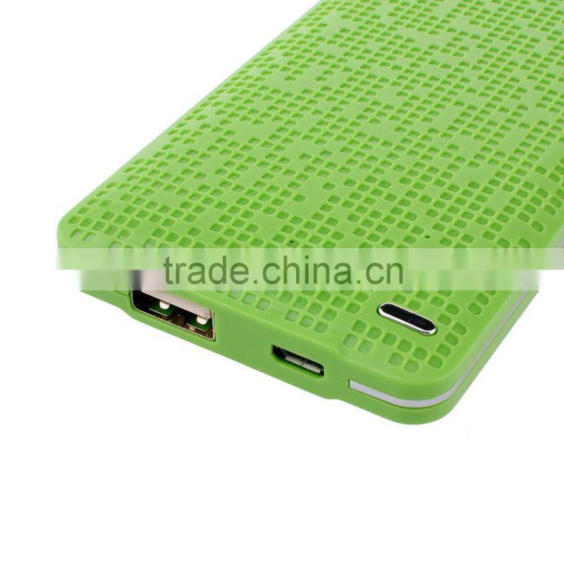 Cheap mobile phone charger colorful portable power bank charger with led charge indicator