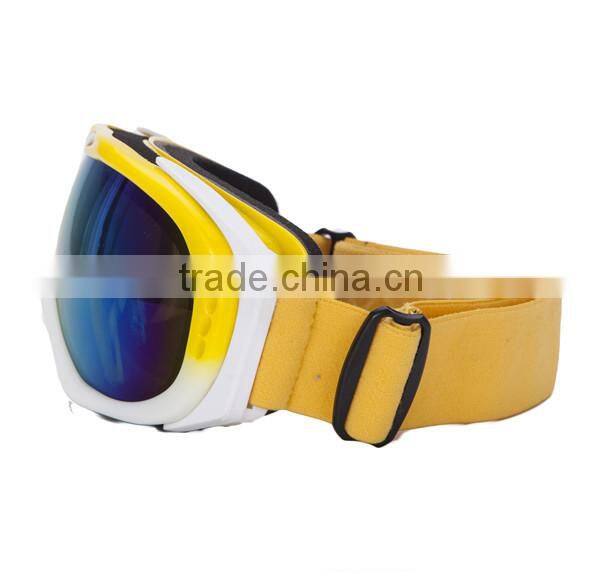 Ski goggles compatible with helmet, snow glasses compatible with helmet
