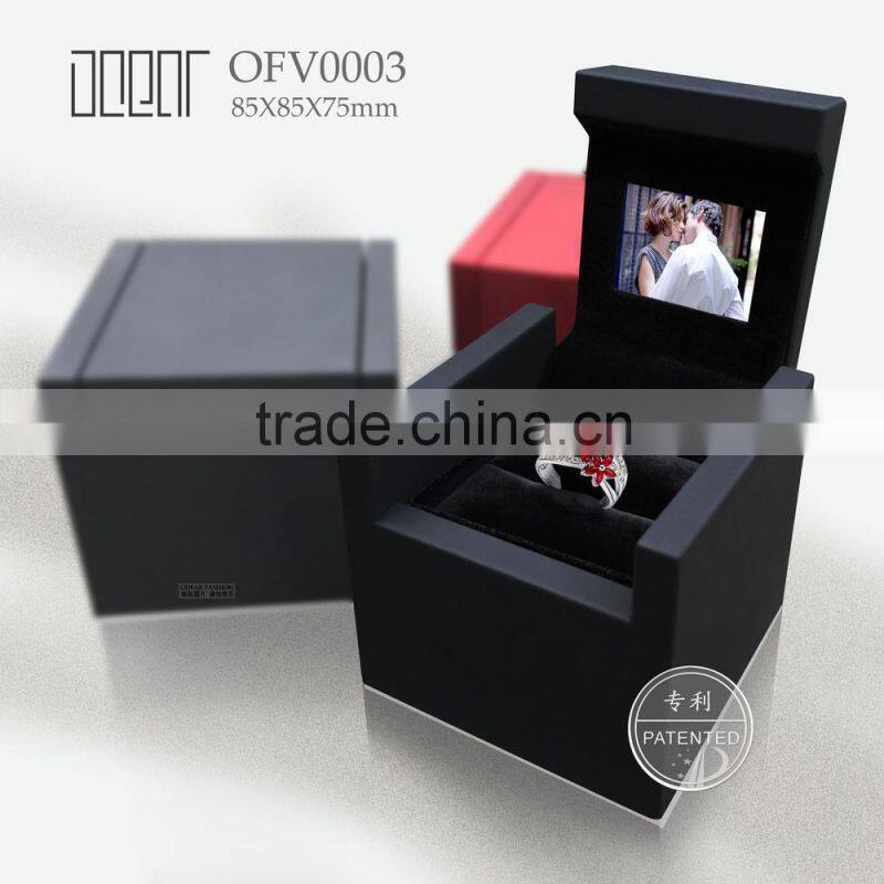 stock packaging use box for jewellery