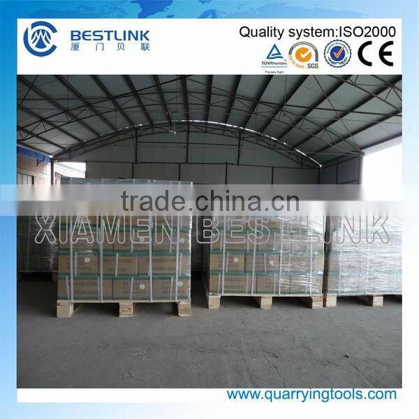 Soundless expansive cement