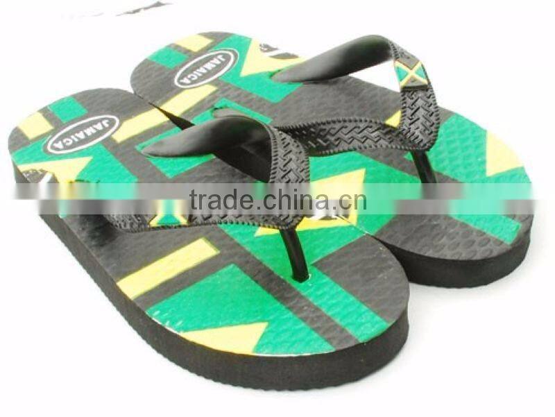 Low price wholesale new design rubber canvas shoes