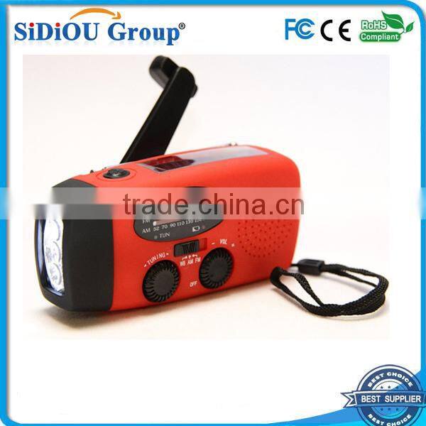 crank dynamo solar radio flashlight with charger