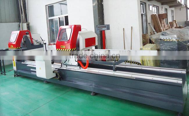 Double head mitre cutting saw / aluminum window making machine