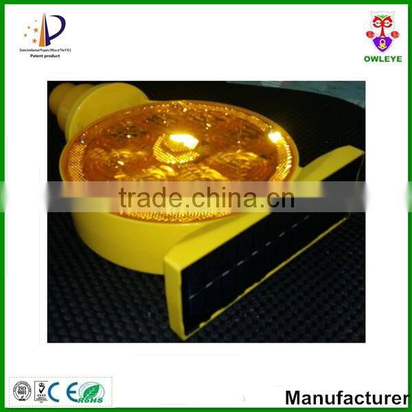 Yellow Solar flashing warning light for traffic road or construction site