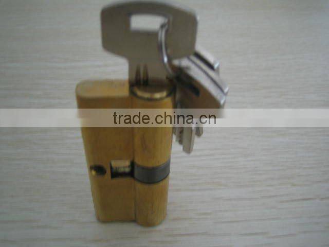 solid brass cylinder lock with computer key