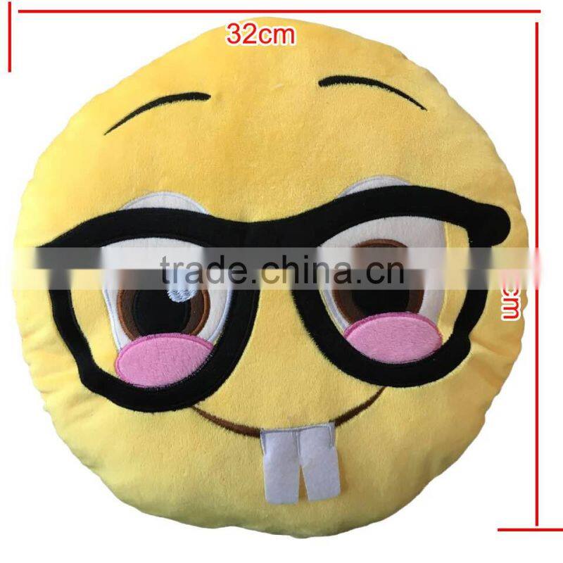 Cheap Wholesale Custom sew plush whatsapp embroidered emoji pillow