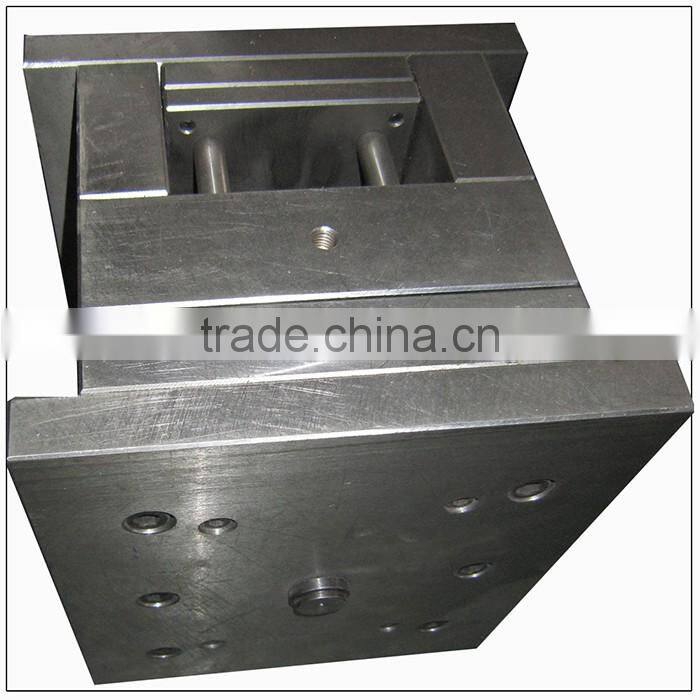 China custom precision plastic toy racket inject mould maker