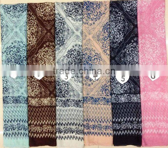 Fashion high quality 100%polyester printing cashew new scarf STOCK!