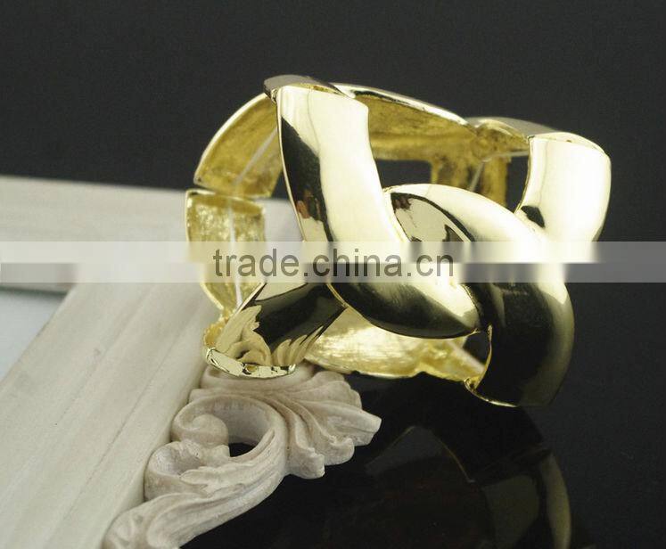 Punk metal bracelet Retro feeling smooth elastic bracelet