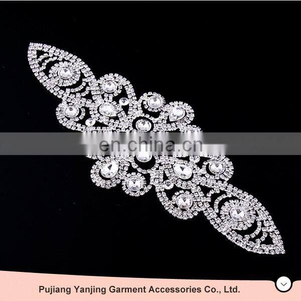 FACTORY DIRECTLY!!Popular unique design hot sale t shirt crystal beaded rhinestone applique wholesale price