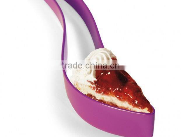 KH Quick Delivery Time Useful Plastic Cake Server