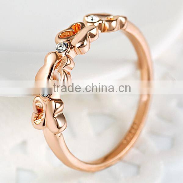 2014 fashionable 18k white gold ring white crystal ring