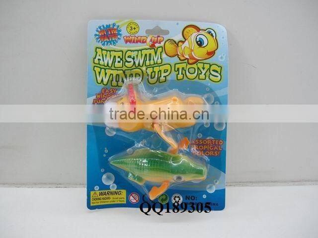 Pully wonderfull wind up plastic boats toys cute plastic wind up toy swiming boat