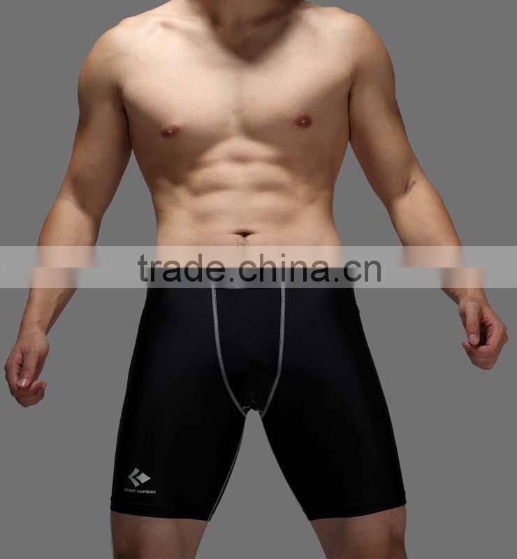 Elastic, light and comfortable quick-drying sportwear compression spring men shorts